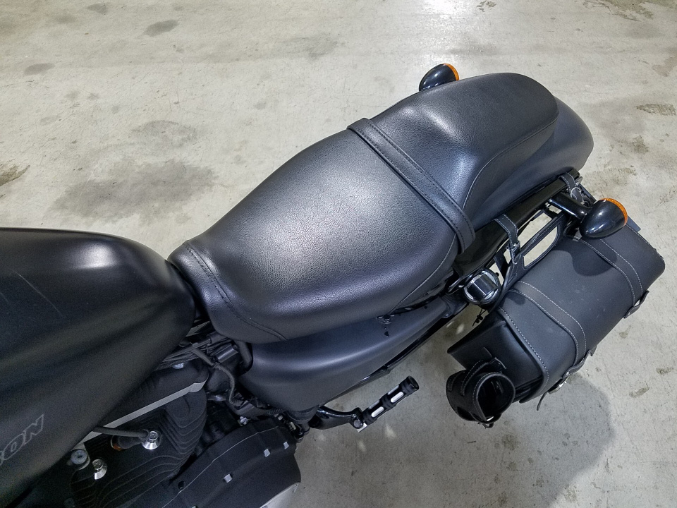 HD SPORTSTER IRON XL883N — фото 10
