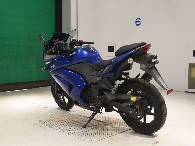 Kawasaki NINJA250R — фото 6