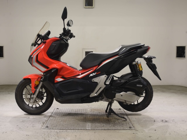 Honda ADV 150 — фото 2