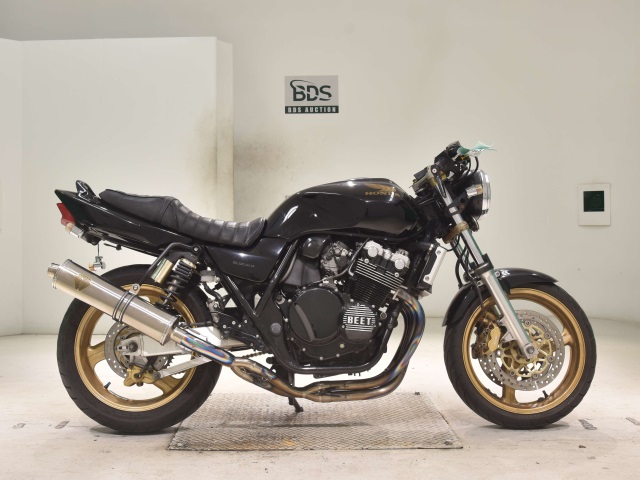 Honda CB400SFV