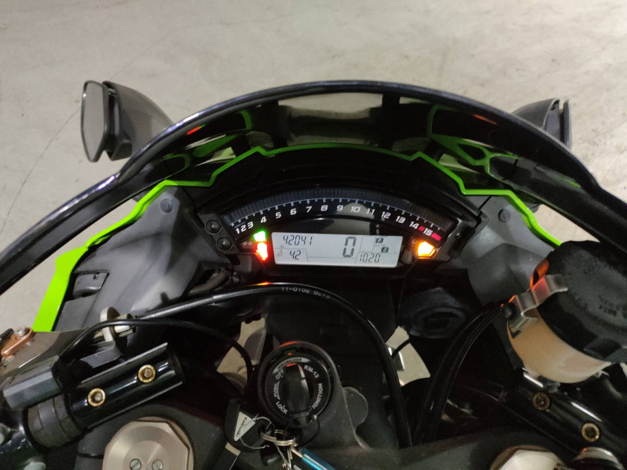 7477] Kawasaki NINJA ZX-10R - JKAZXT00JKA003563