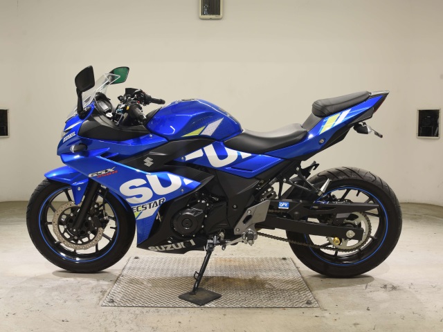 Suzuki GSX-250R — фото 2