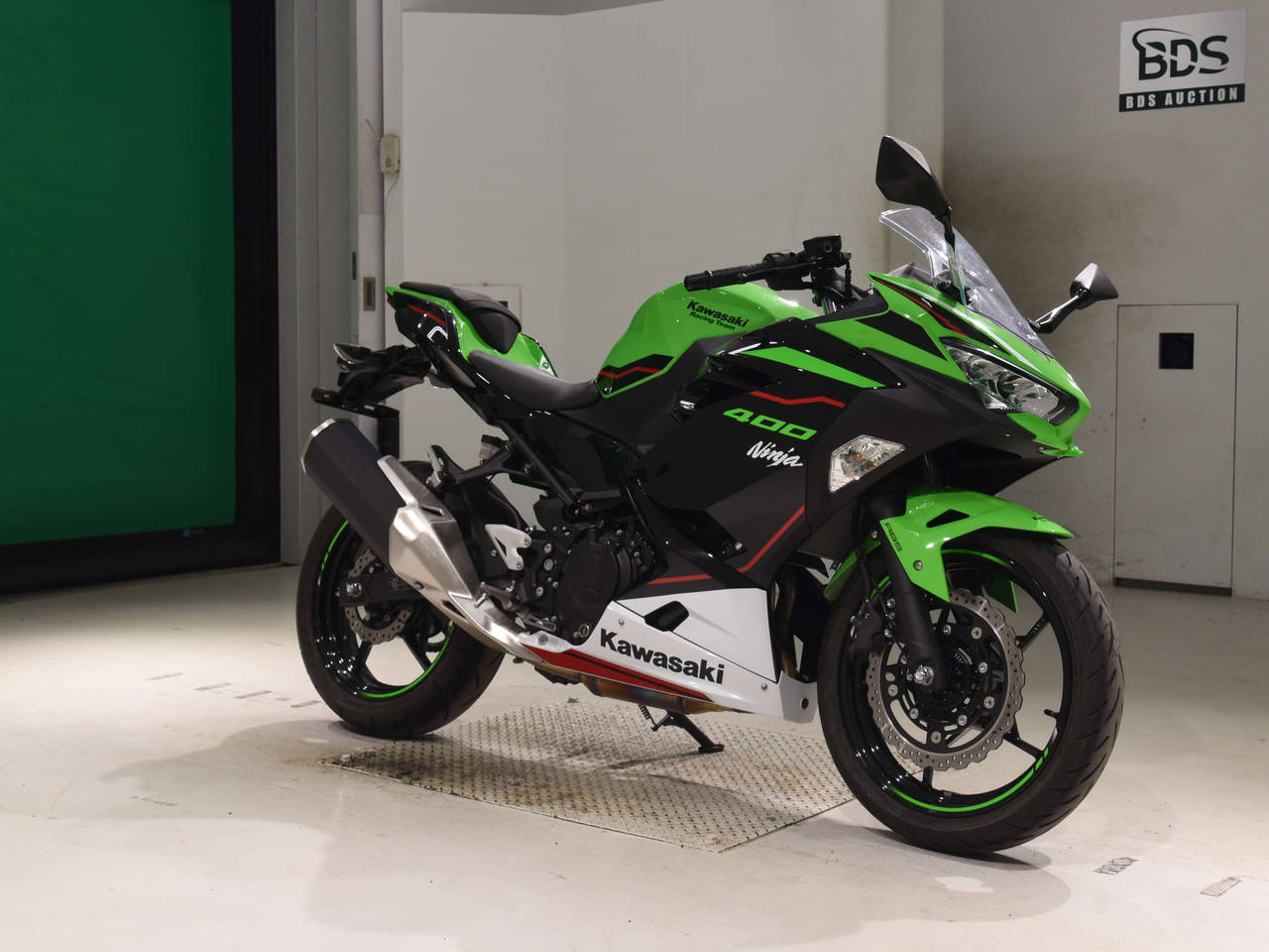 5352] Kawasaki NINJA400 - EX400G-AH8776