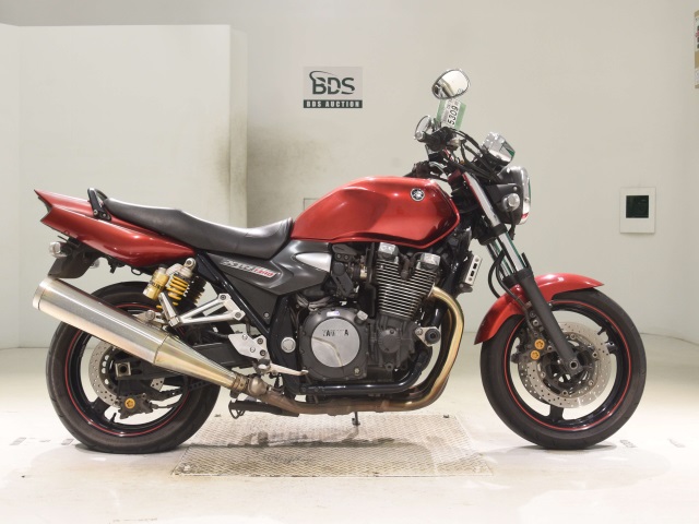 Yamaha XJR1300