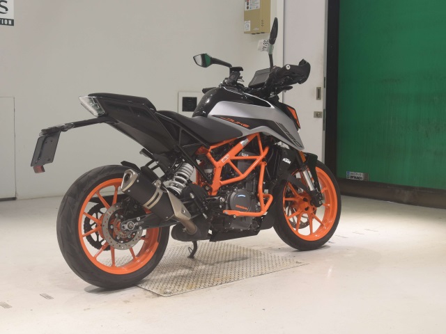 KTM 390 DUKE — фото 5