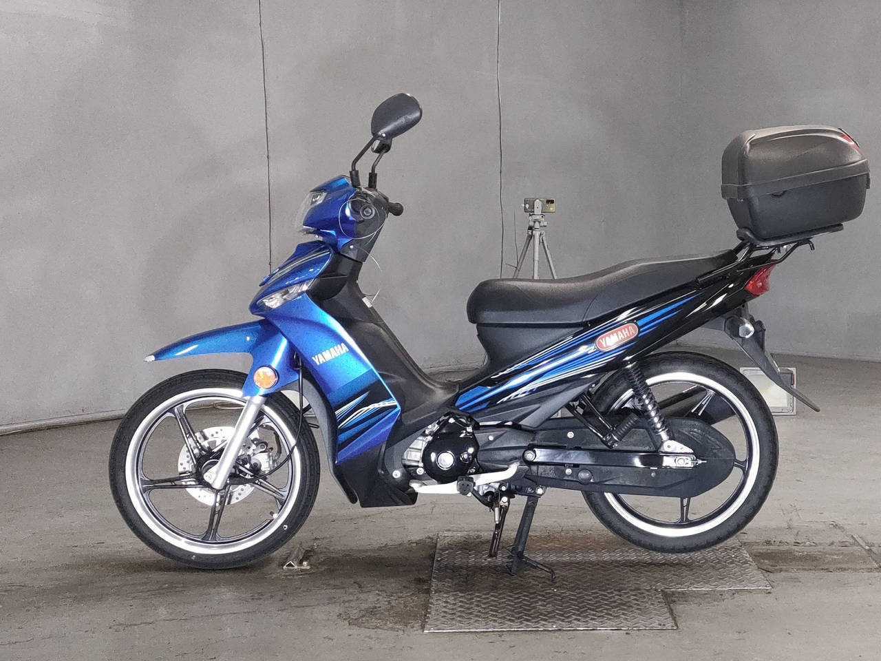 5162] Yamaha I8 115 - LBPXCHLA6J0010661