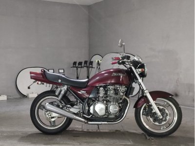 Kawasaki ZEPHYR750