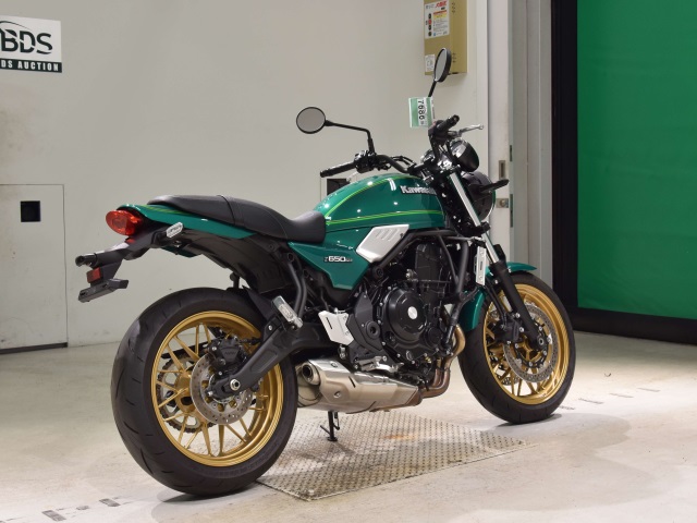 Kawasaki Z650RS — фото 5
