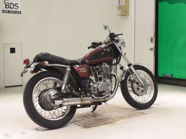 Yamaha SR400 — фото 5