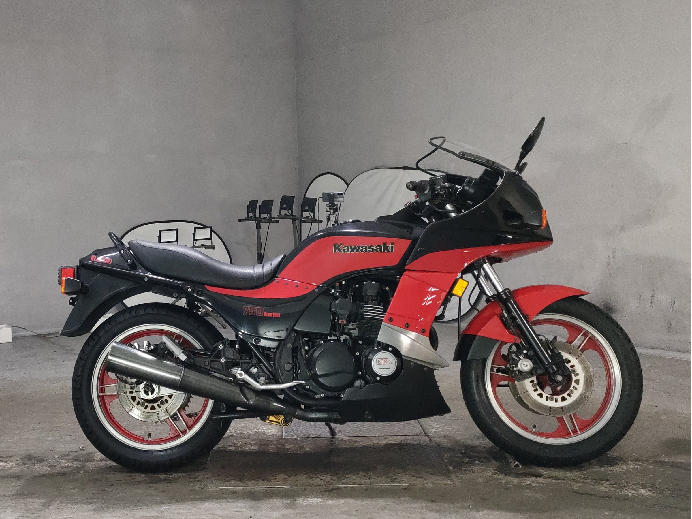 Kawasaki GPZ750 TURBO