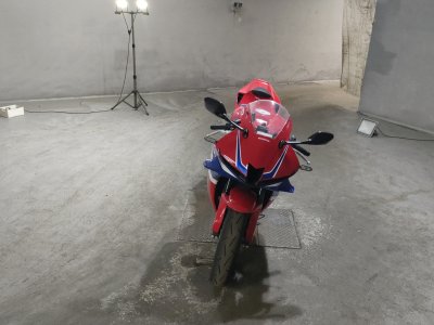 Honda CBR600RR — фото 3