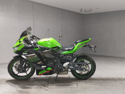 Kawasaki NINJA ZX-25R KRT — фото 2