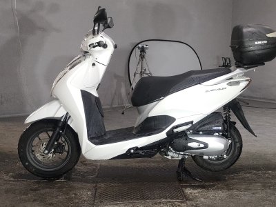 Honda LEAD125 — фото 2