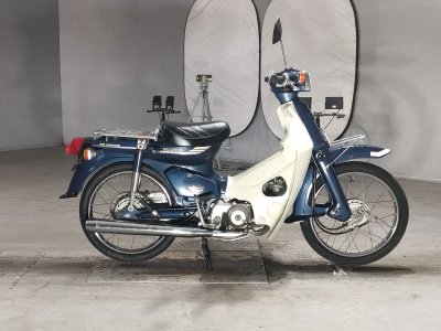 Honda SUPER CUB70