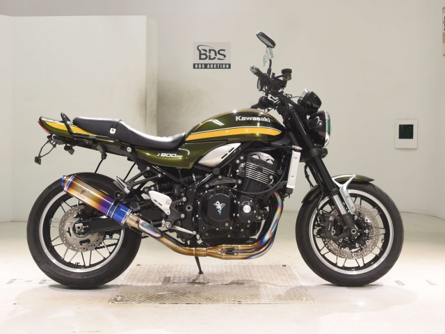 Kawasaki Z900RS