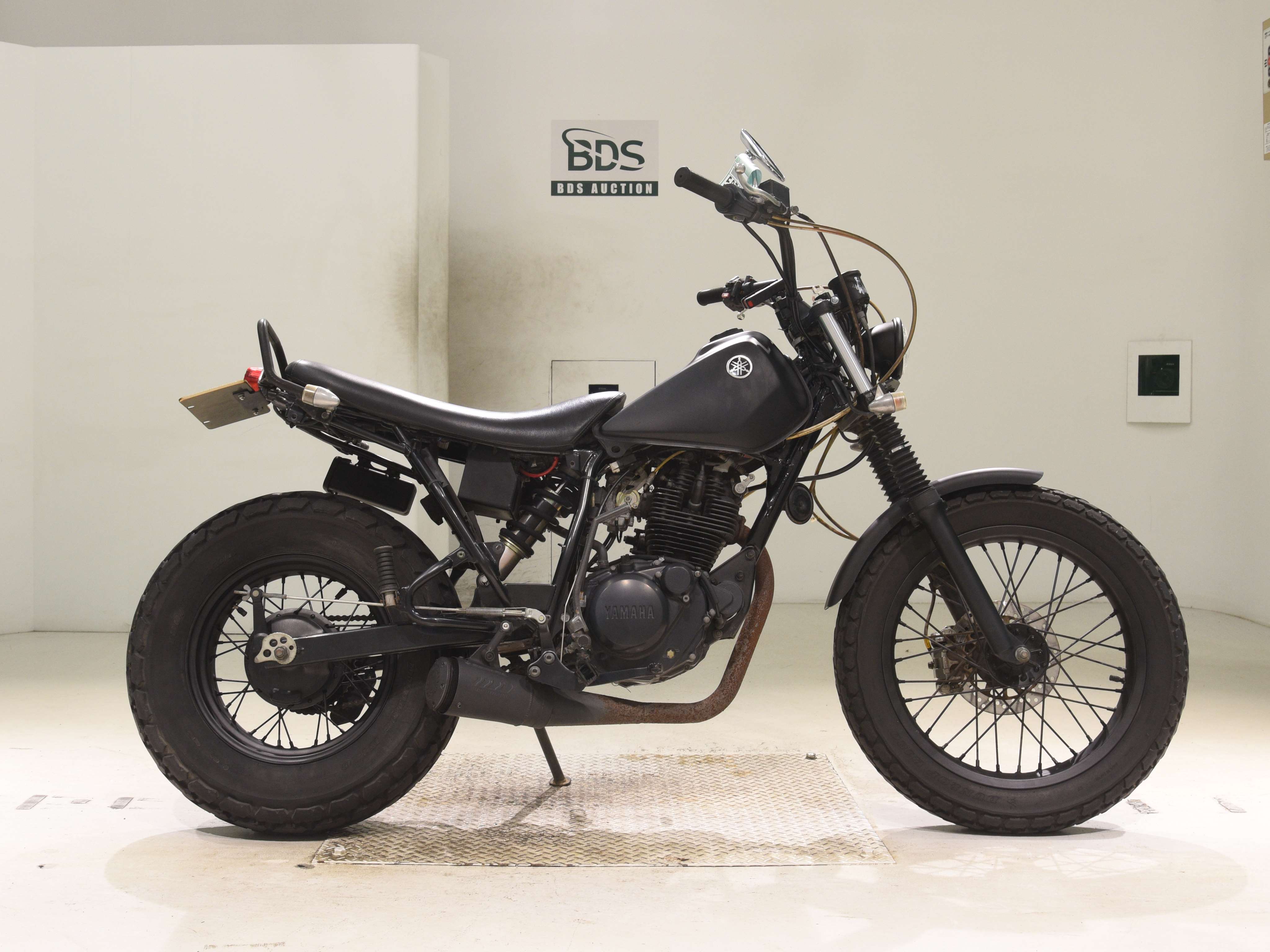 Yamaha TW225