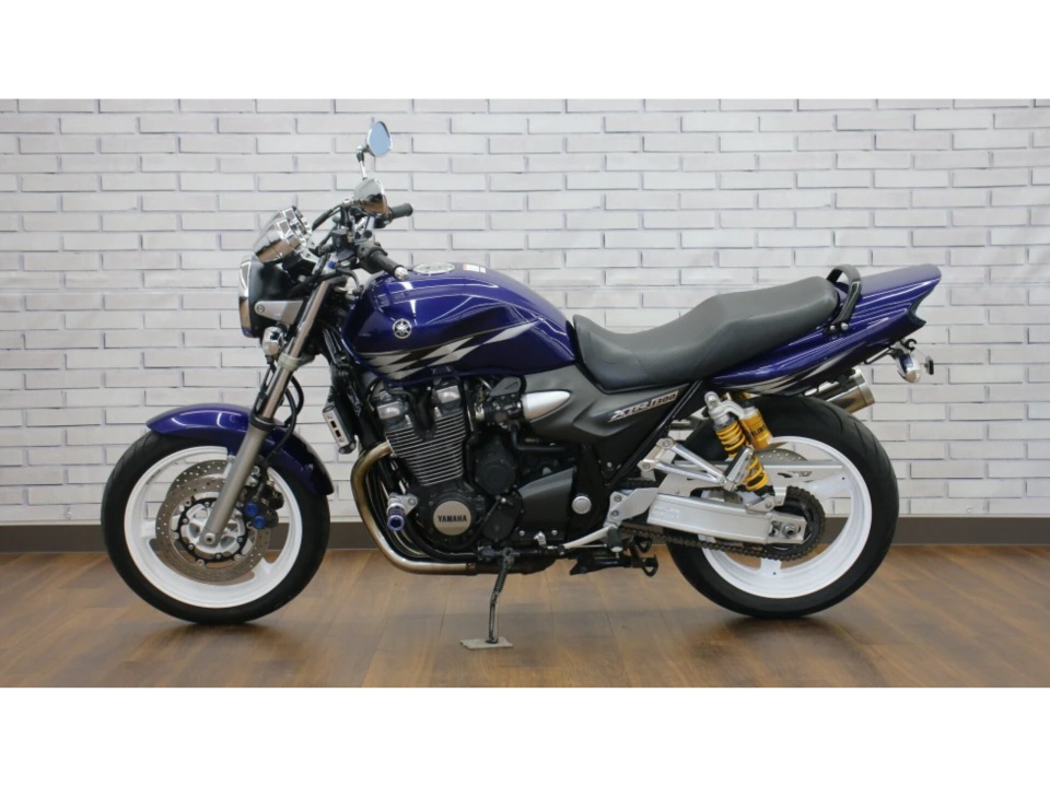 Yamaha XJR1300