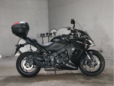 Suzuki GSX-S1000F