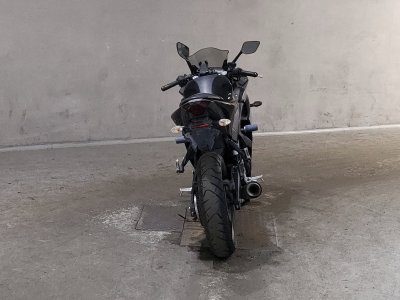 Yamaha YZF-R25 — фото 4