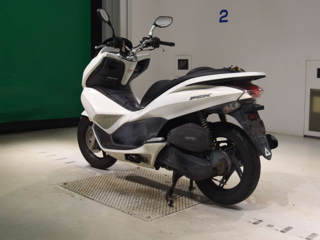 Honda PCX125 — фото 6