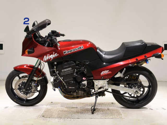 Kawasaki GPZ900R — фото 2