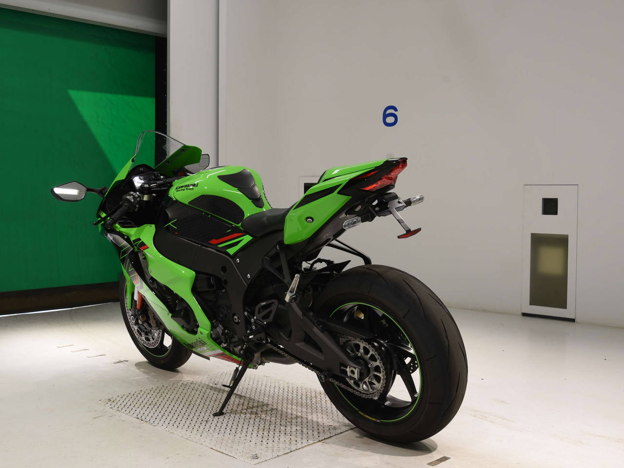 2546] Kawasaki NINJA ZX-10RA - ZXT02L-011265