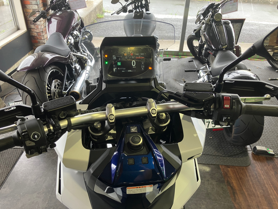 Honda X-ADV750 — фото 2