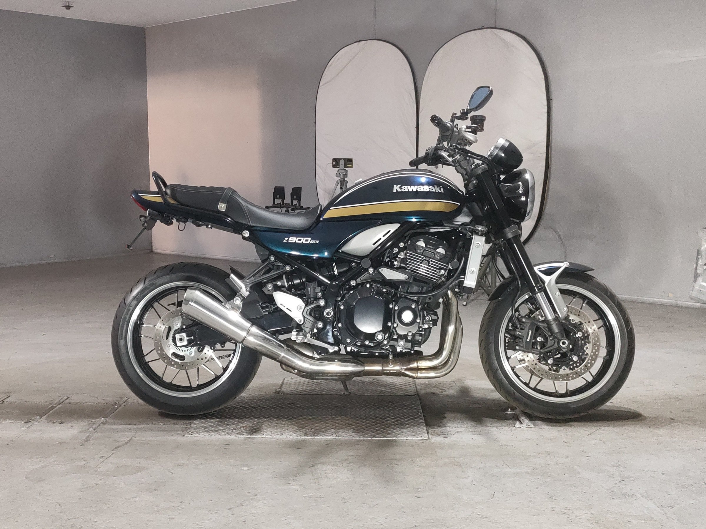 Kawasaki Z900RS