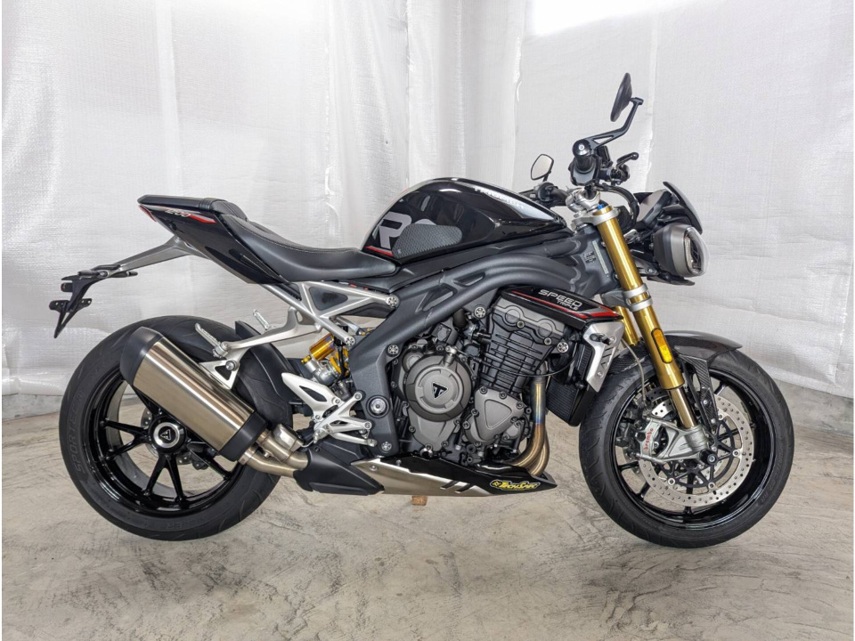 Triumph STREET TRIPLE RS — фото 2