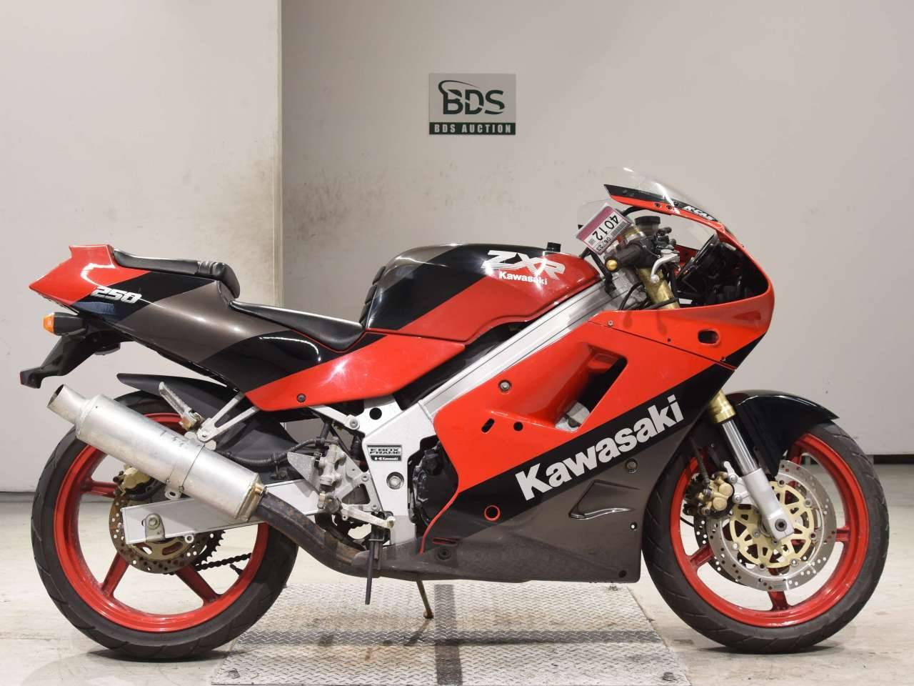 4012] Kawasaki ZXR250 - ZX250A-001023
