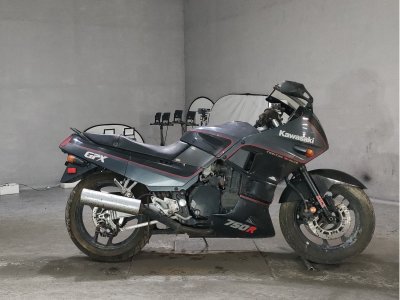 Kawasaki GPX750R