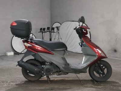 Suzuki V125S