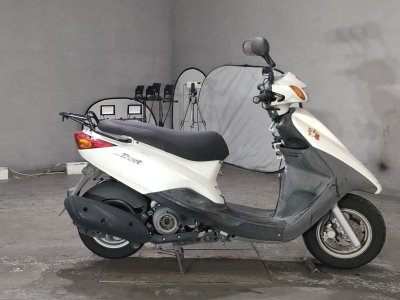 Yamaha AXIS TREAT