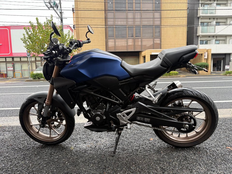 Honda CB250R — фото 7