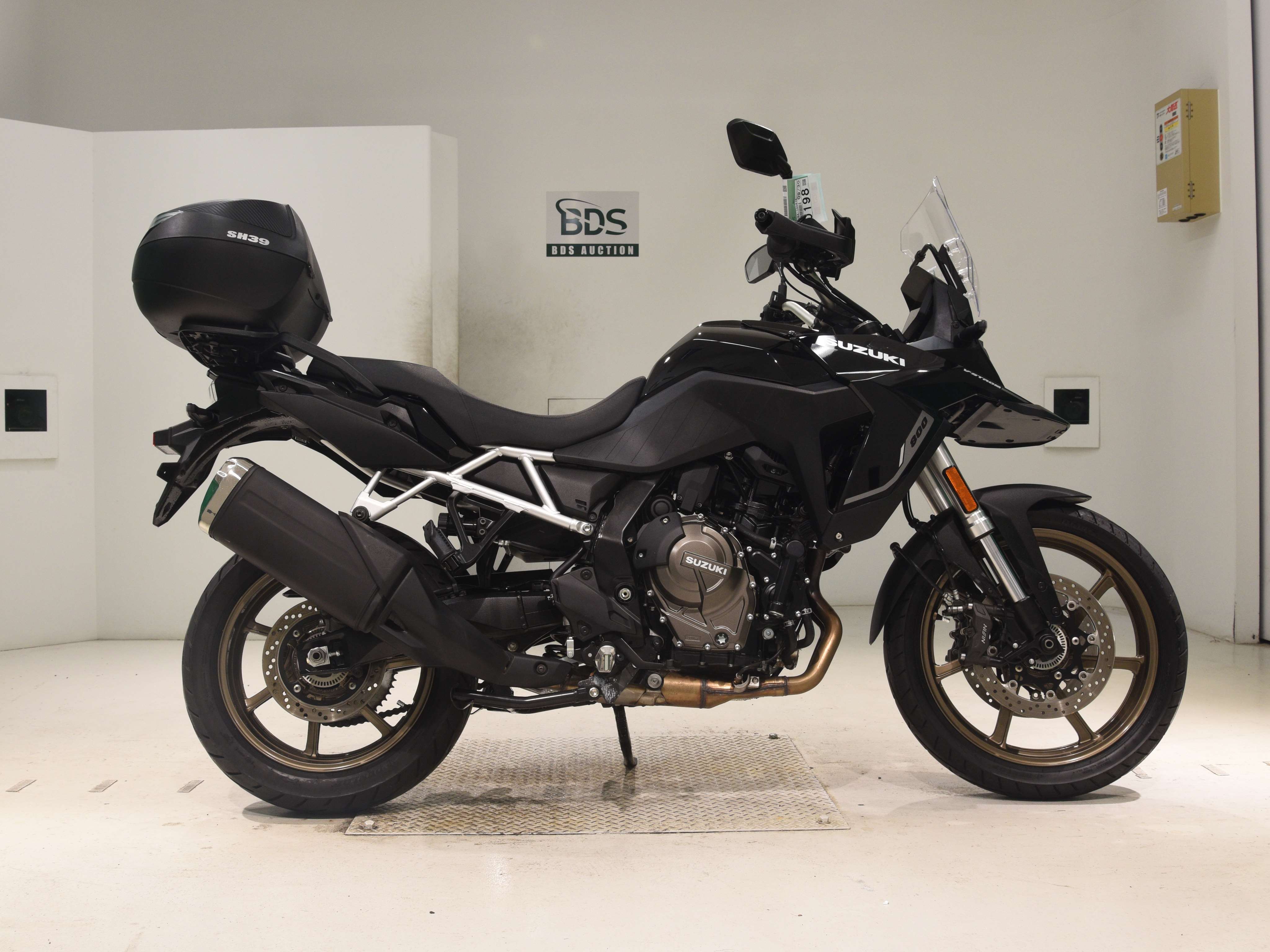 Suzuki VSTROM 800