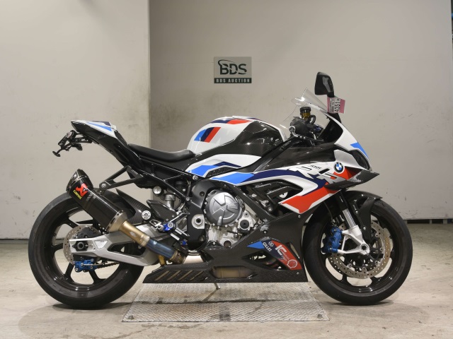 BMW M1000RR