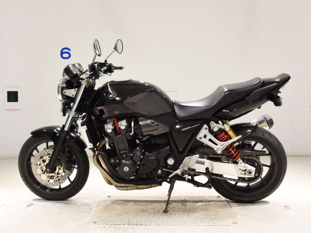 Honda CB1300SF — фото 2