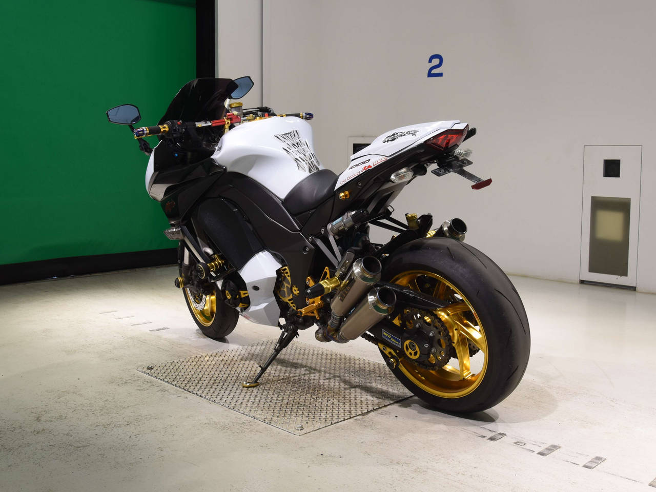 7710] Kawasaki NINJA1000A - JKAZXT00GHA024345