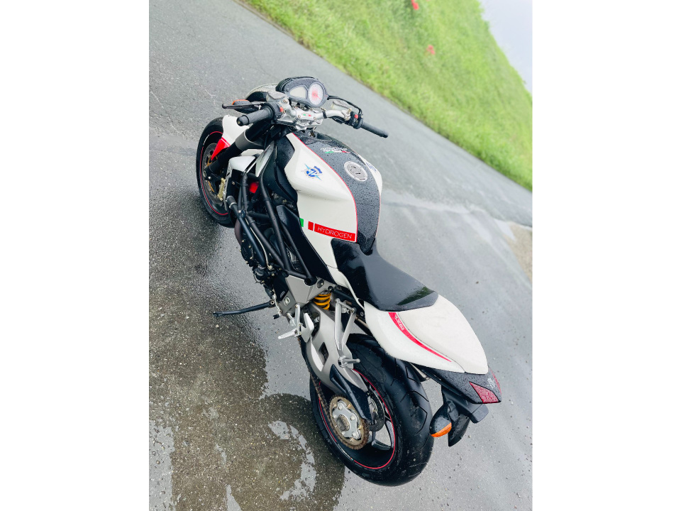 MV Agusta BRUTALE 910R — фото 16