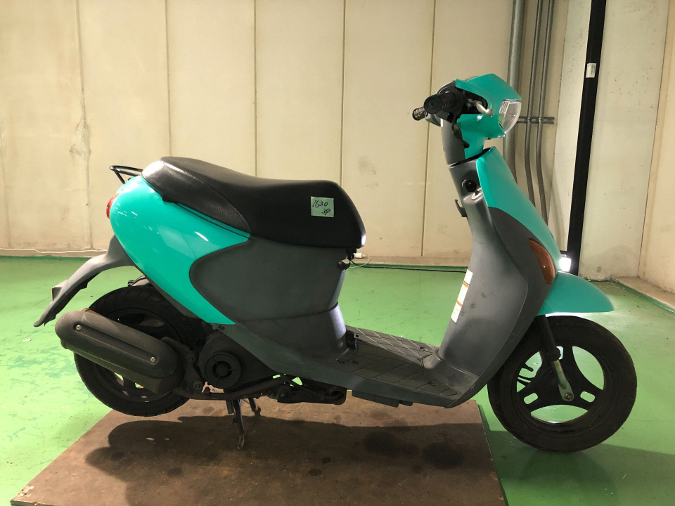 Suzuki LETS4