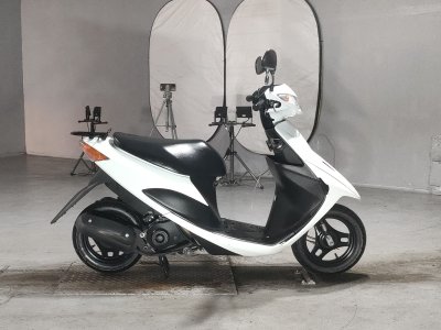 Suzuki ADDRESS V50