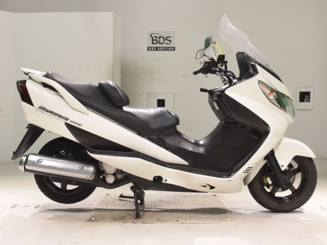 Suzuki SKYWAVE 250S