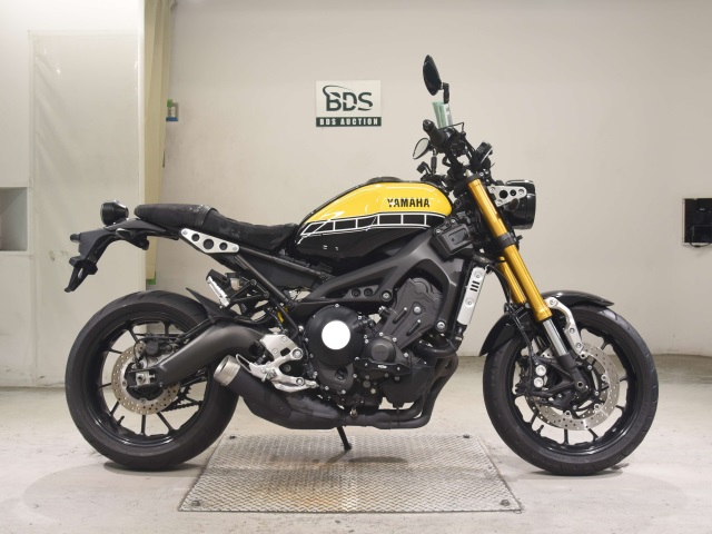 Yamaha XSR900