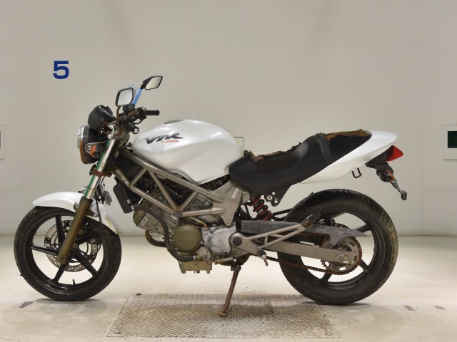 Honda VTR250 — фото 2