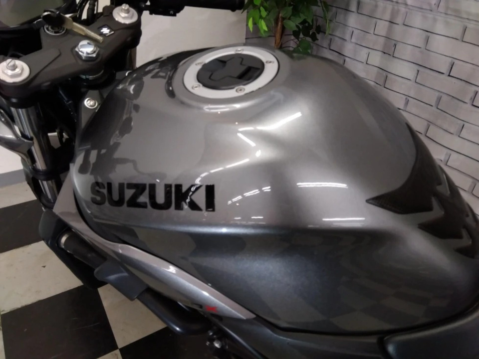 Suzuki SV650SA — фото 4