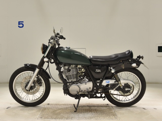 Yamaha SR400 — фото 2