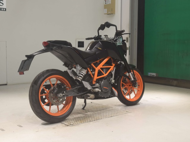 KTM 390 DUKE — фото 5