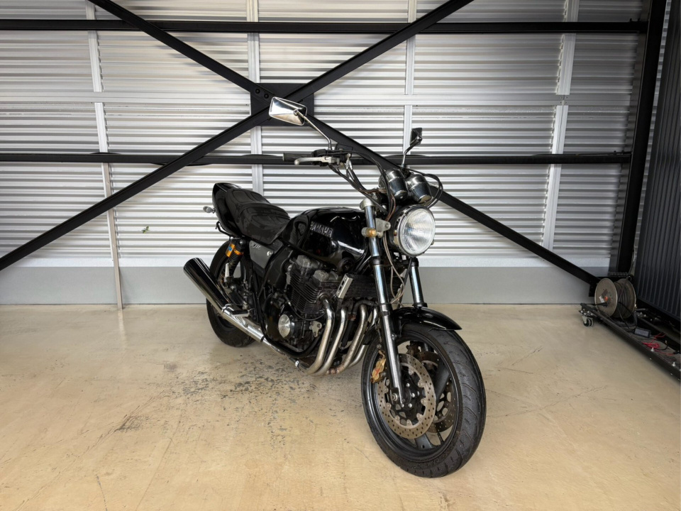Yamaha XJR400 — фото 4