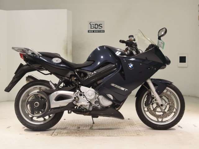 BMW F800ST