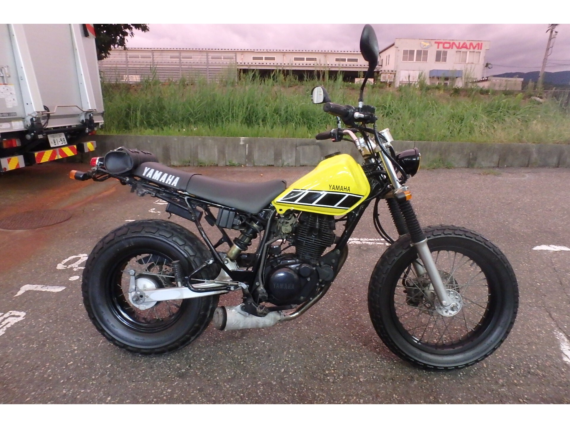 Yamaha TW200